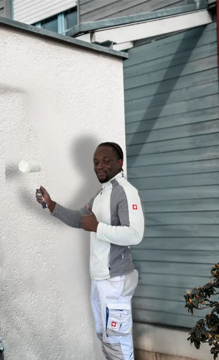 Issac L., Malergeselle & Umzugsprofi bei PaintingPhil